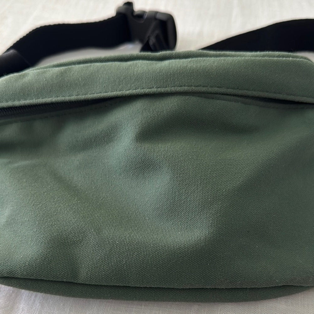 Robic Green Waist Bag - Picture 3 of 11